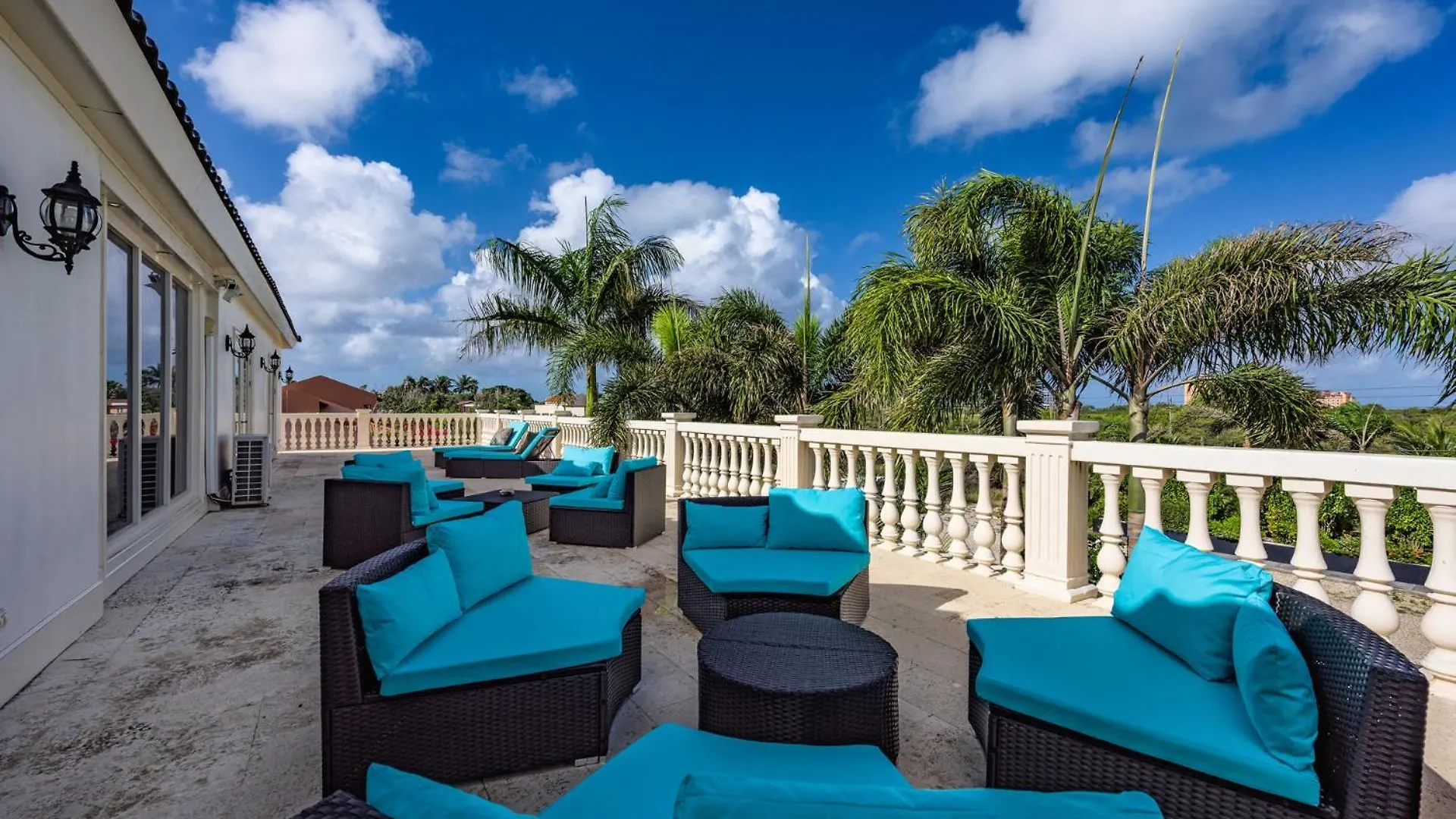 La Casa Piu Bella Where The Customer Is King Palm Beach Villa