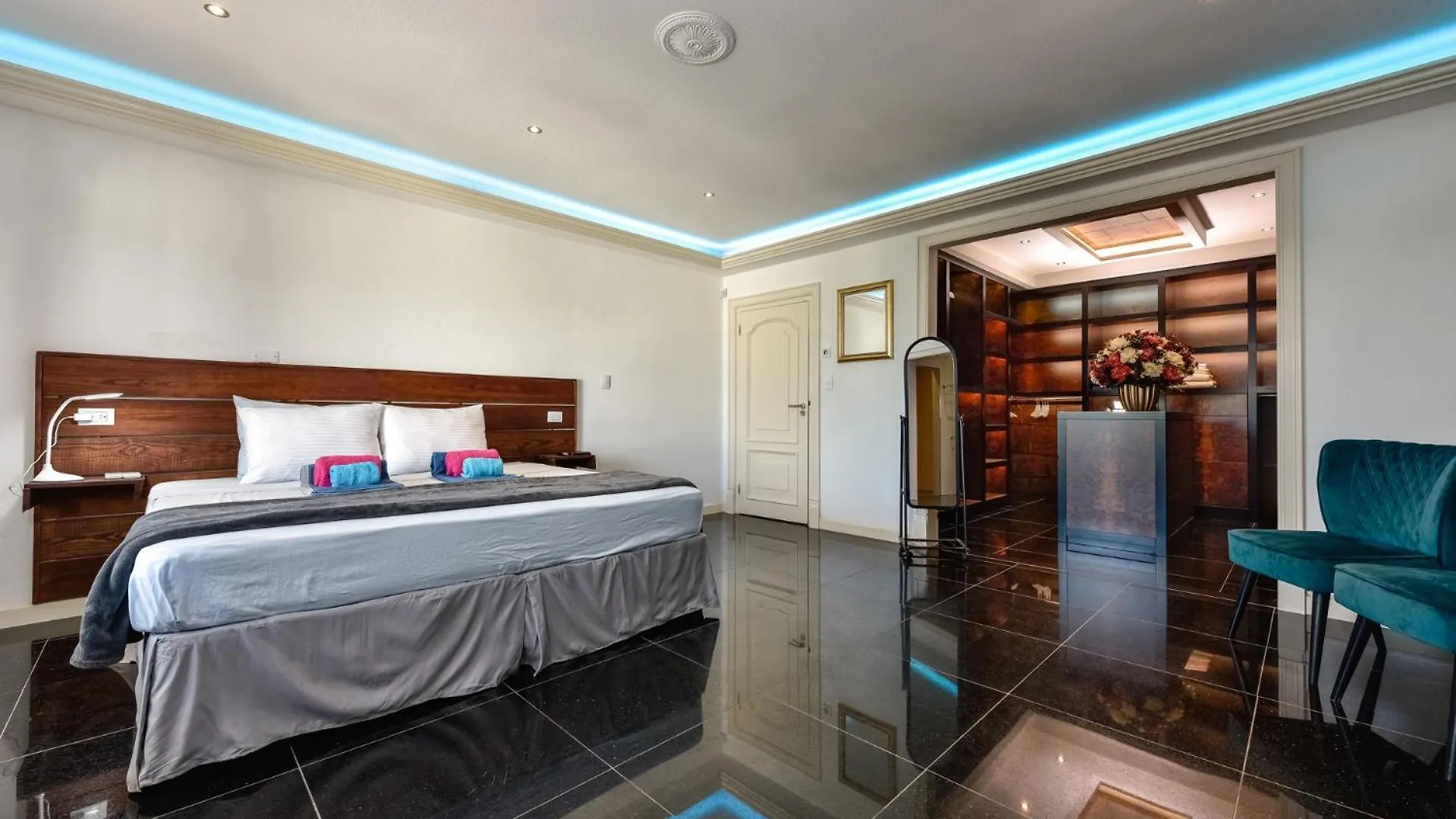 Villa La Casa Piu Bella Where The Customer Is King Palm Beach