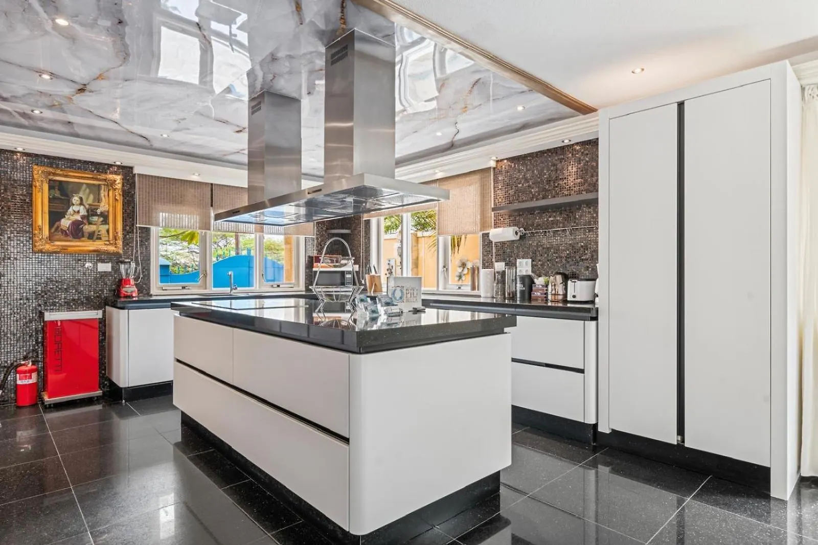 La Casa Piu Bella Where The Customer Is King Palm Beach Villa