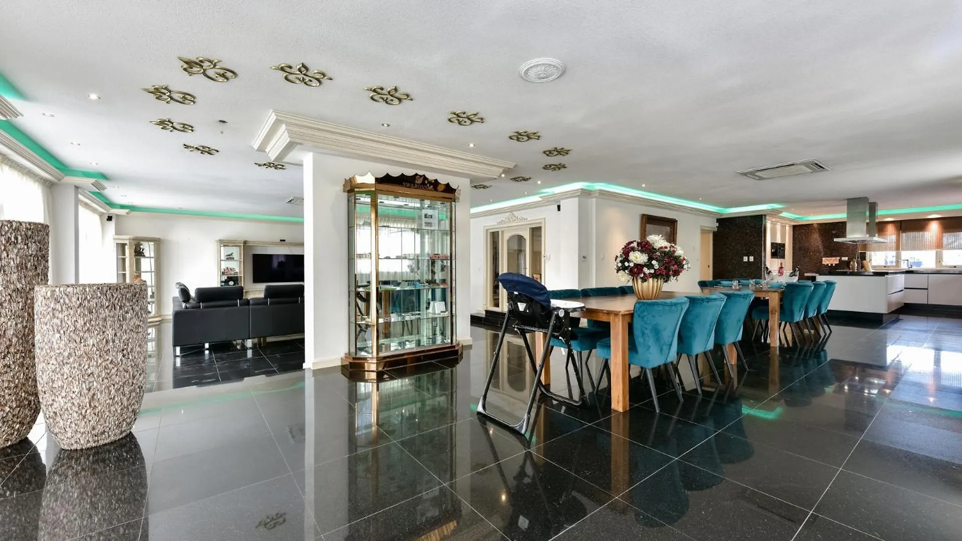 Villa La Casa Piu Bella Where The Customer Is King Palm Beach