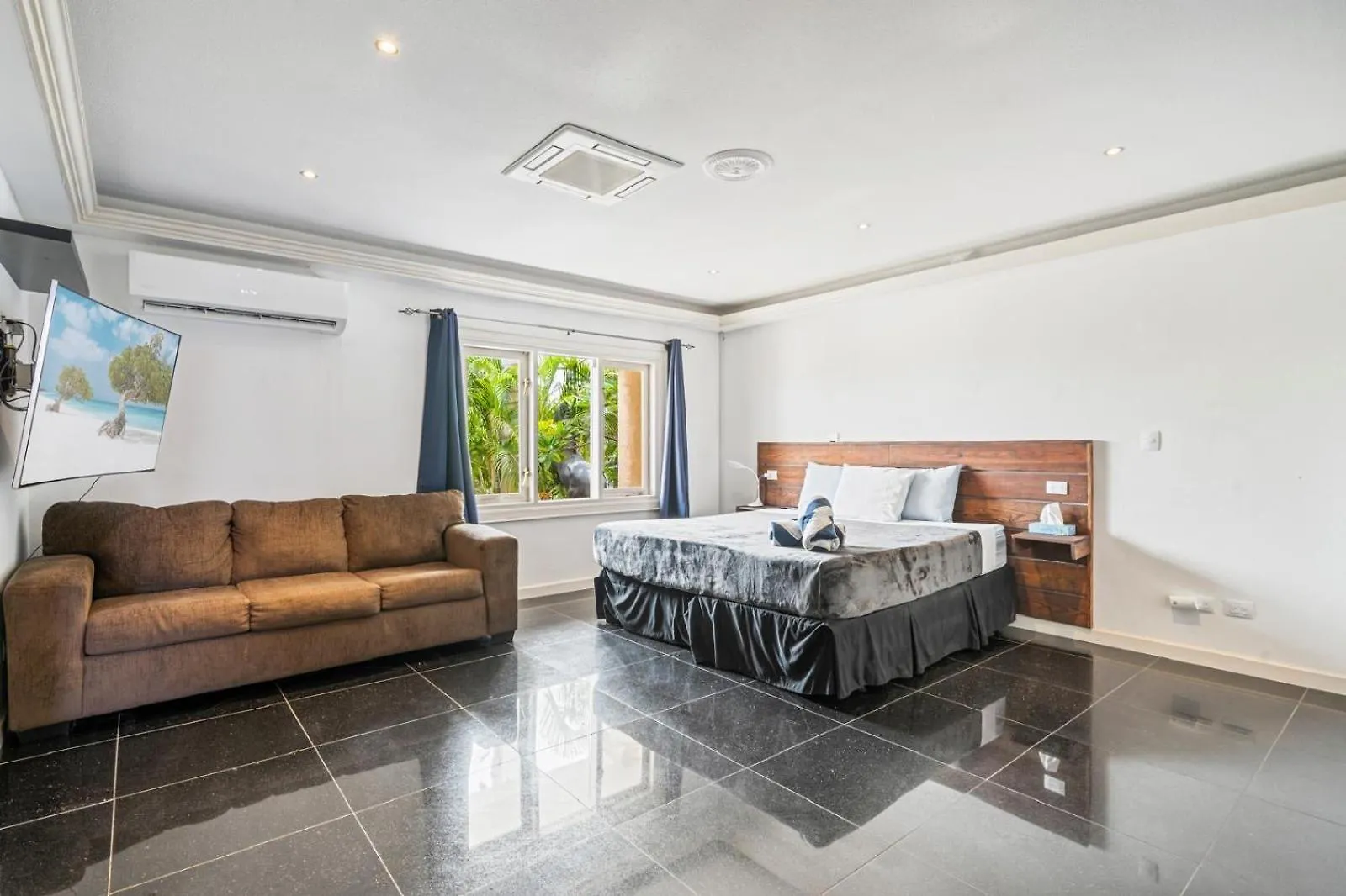 Villa La Casa Piu Bella Where The Customer Is King Palm Beach